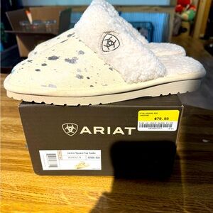 Womens ariat slipper